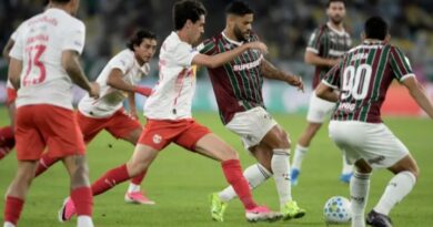 No primeiro jogo oficial pós copa, o Fluminense fica no empate com o Red Bull Bragantino no Maracanã