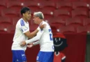 Apesar de problemas, Cruzeiro vence o Inter e volta com 3 pontos de Porto Alegre