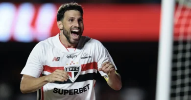Em jogo de seis pontos no Brasileirão, São Paulo vence o Internacional, ganha fôlego e afunda rival em crise