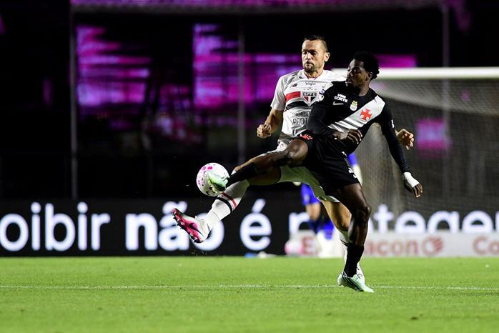 Andrés Gómez em São Paulo x Vasco — Foto: Marcos Ribolli