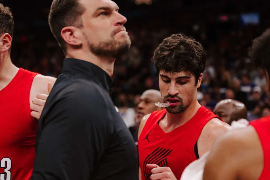 Tyra Hunt / Trail Blazers